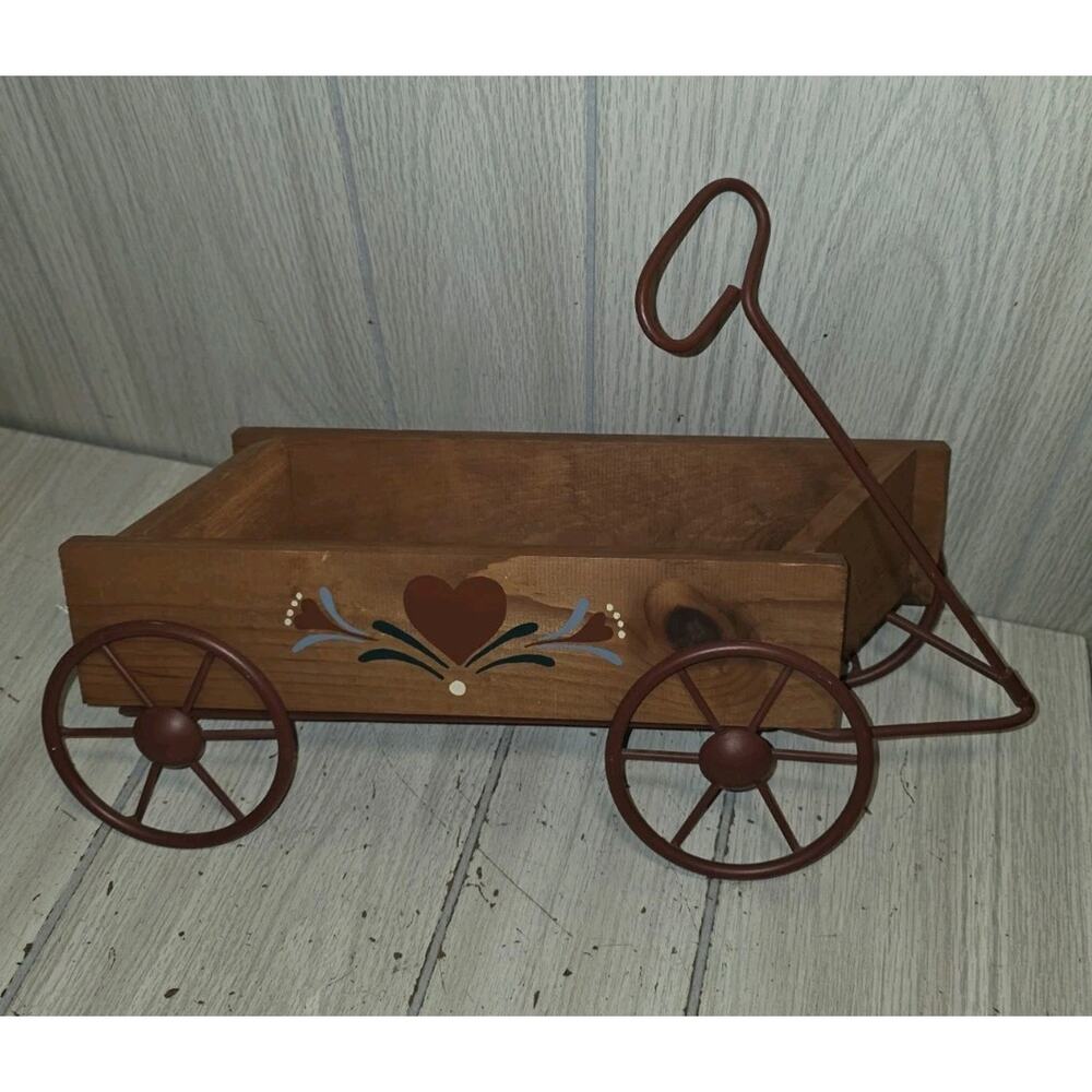 Vintage Wooden Heart Wagon Wall Pocket Planter Wall Decor Farmhouse Folk Art